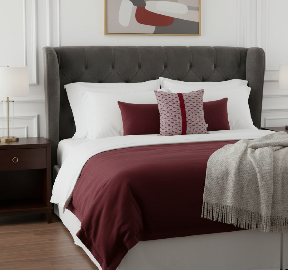 Cojín Nami Rojo: Elegancia Oriental y Confort Natural