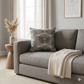 Cojín Decorativo Twister Gris – Elegancia Geométrica y Confort Local