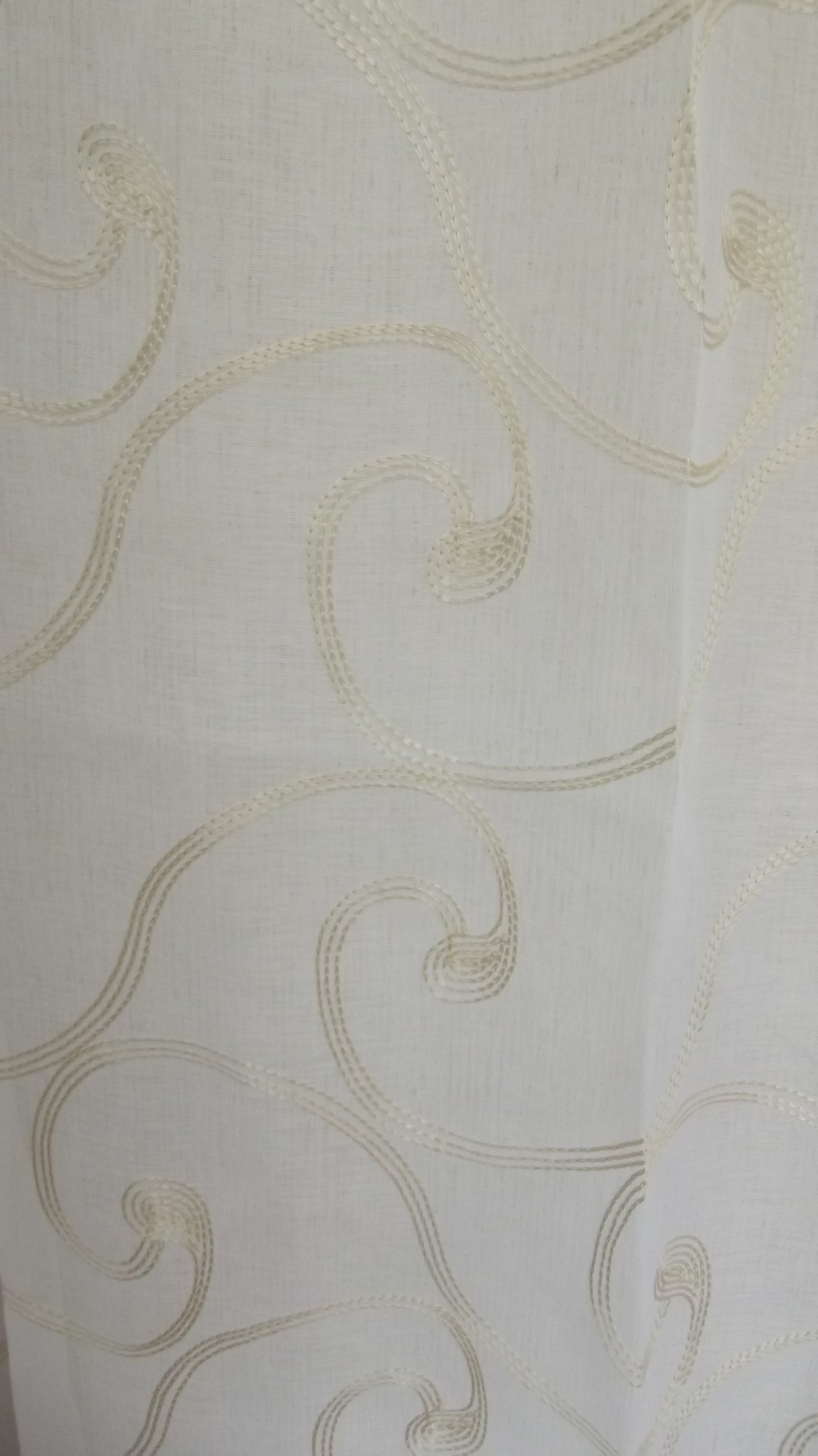 Visillo Nala Beige – Sofisticación Clásica y Calidez Envolvente (140 x 260 cm)