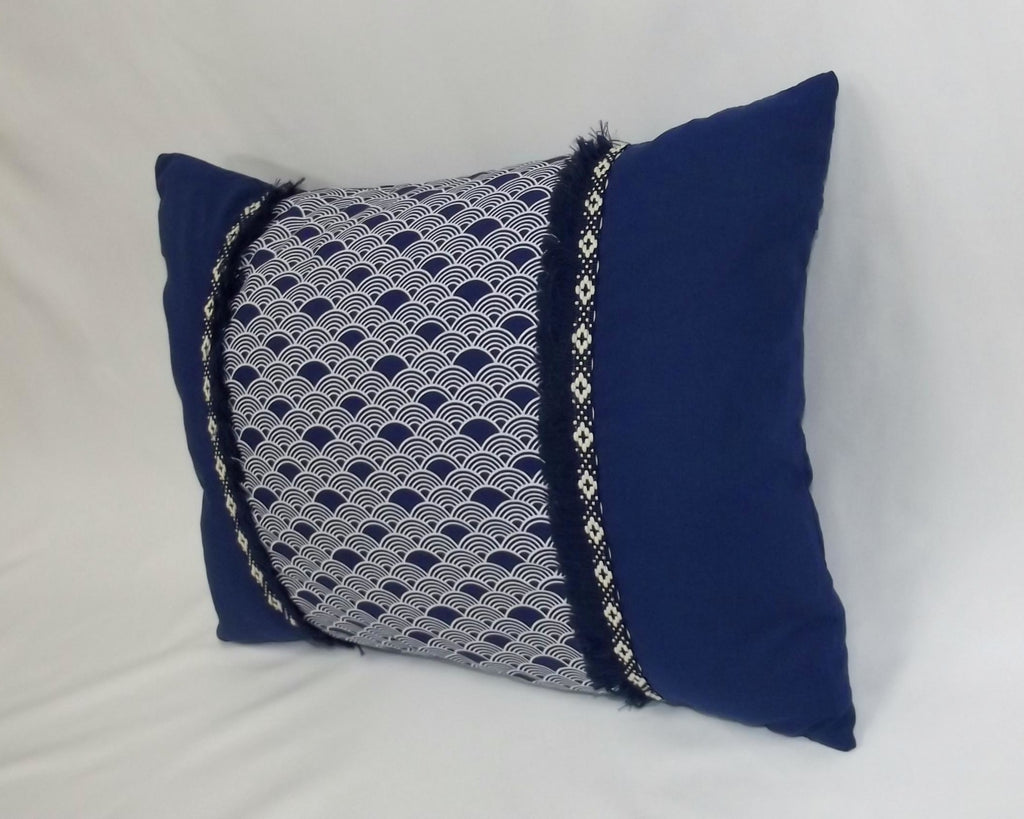 Cojín Rectangular Nami Azul 50x36 cm con Cinta Étnica | 100% Algodón (Con Relleno)