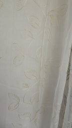 Visillo Kate Beige – Elegancia Natural y Diseño de Hojas Bordadas (140 x 260 cm)
