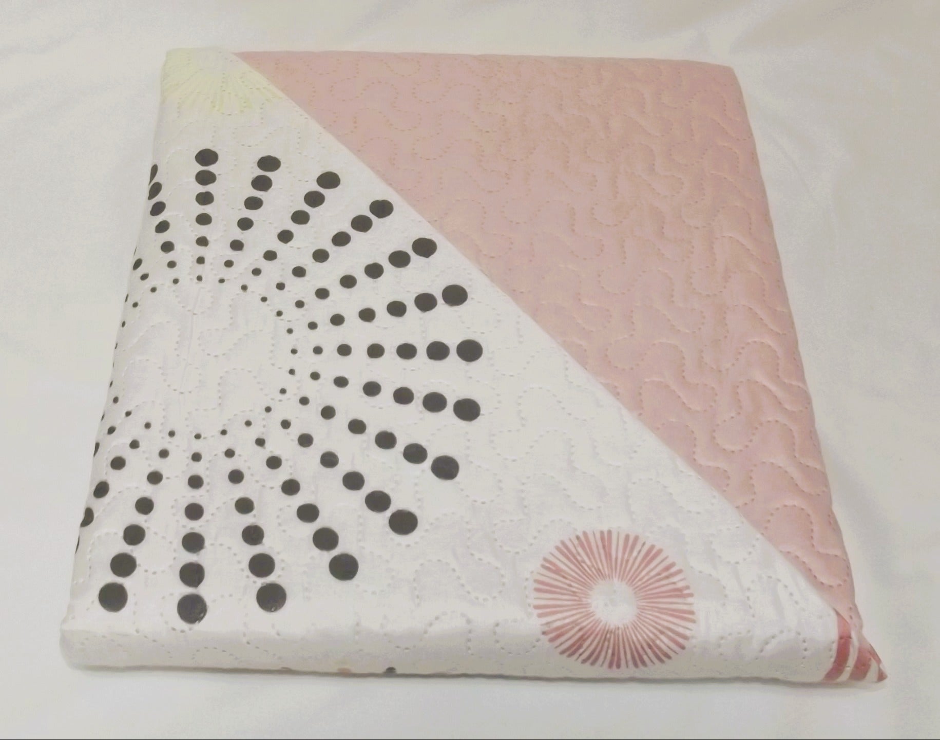 Colcha Bouti Alma: Elegancia y Confort para tu Dormitorio