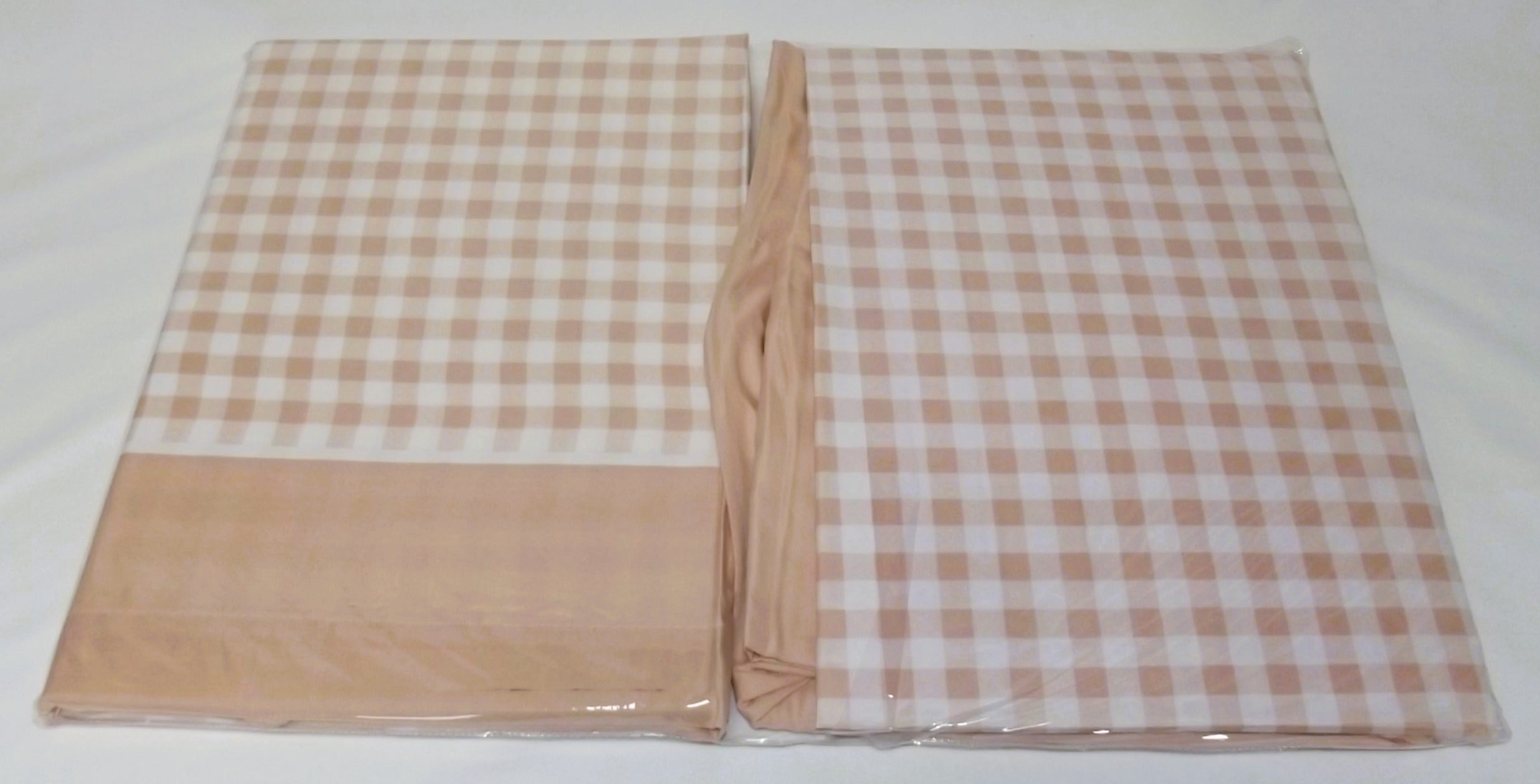 Juego de Sábanas Modelo Vichi – Estilo Atemporal y Tonos Naturales